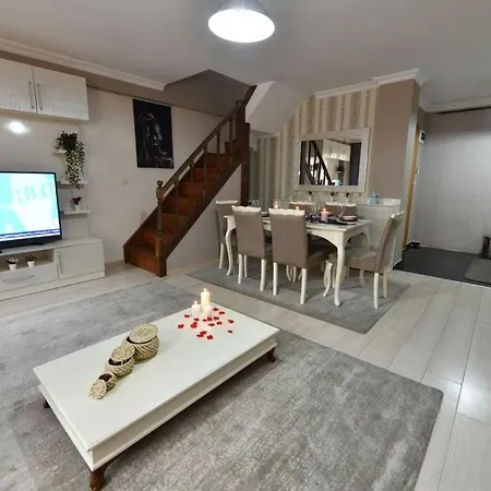 Color Homes Bomonti Апартаменты *