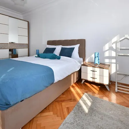 Color Homes Bomonti
