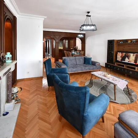 Apartment Color Homes Bomonti *